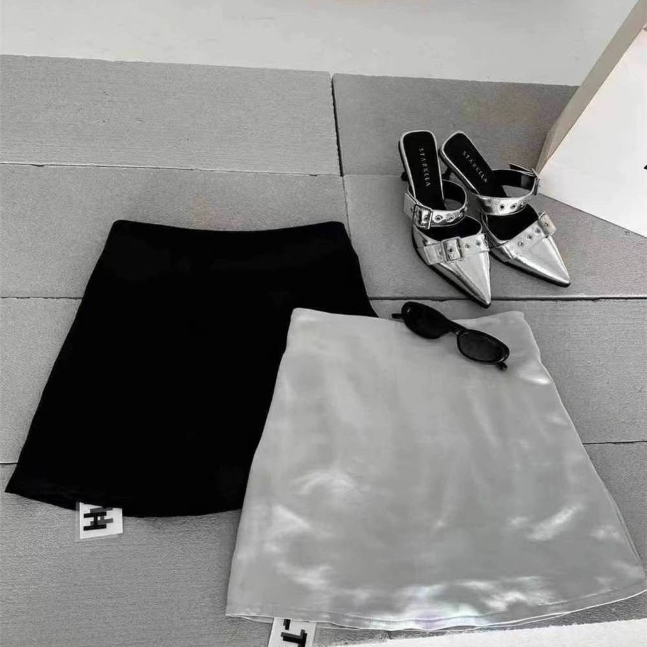銀色氣質高腰鬆緊A字包裙