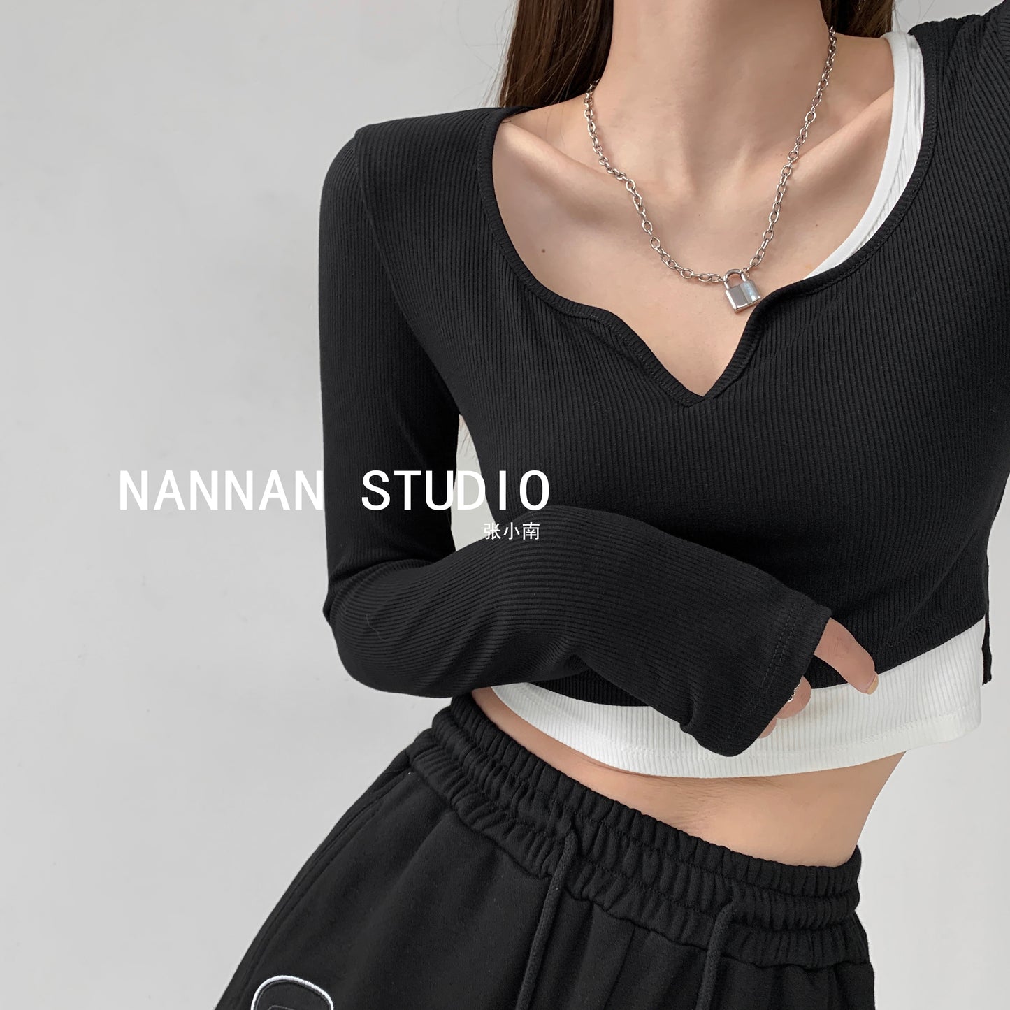 休閒假兩件拼色小V領露臍上衣