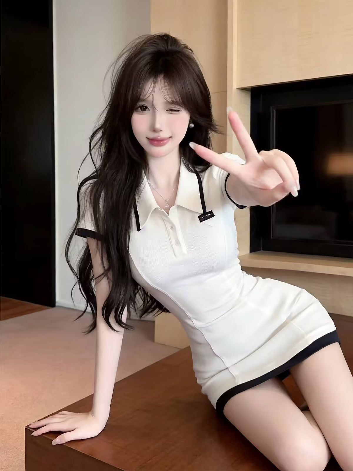 💕現貨秒出🍓ins風質感polo領短袖包臀收腰連衣裙