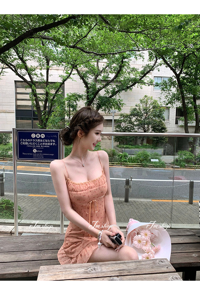 度假可愛橘色碎花吊帶連衣裙