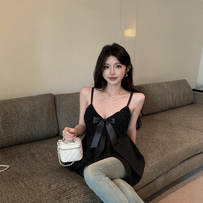 溫柔蝴蝶結V領吊帶不規則裙襬上衣