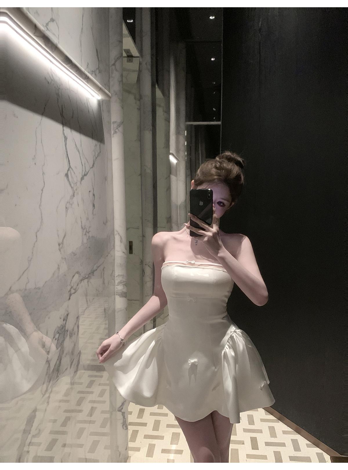 華麗抹胸蝴蝶結洋裝🎀