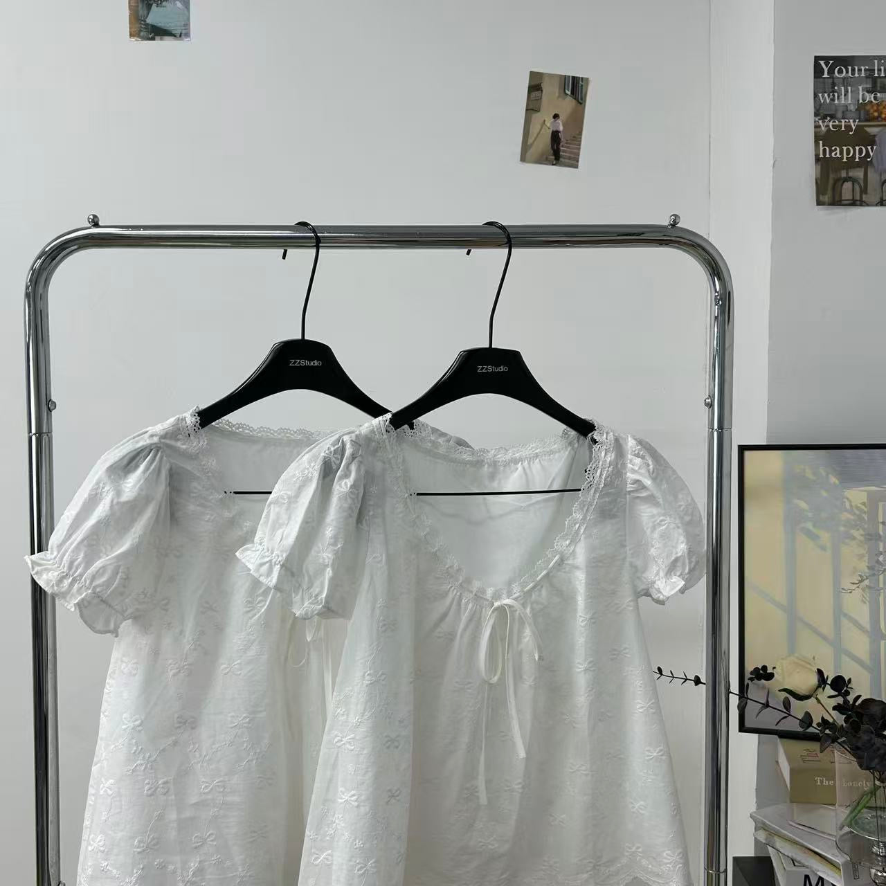 溫柔風白色純淨刺繡泡泡袖襯衫