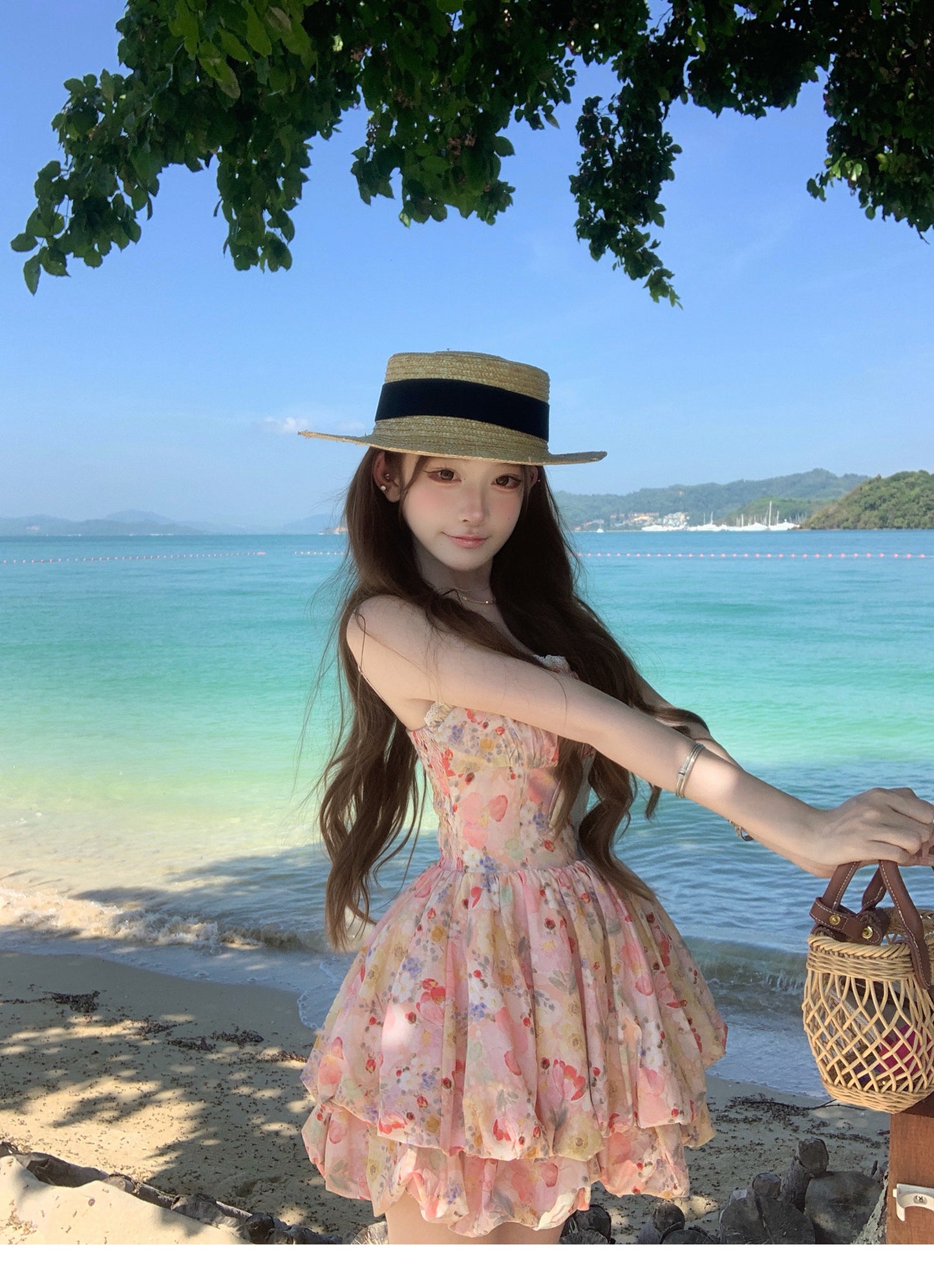 💕現貨秒出🍓ins風氛圍感度假吊帶花苞澎澎裙連衣裙