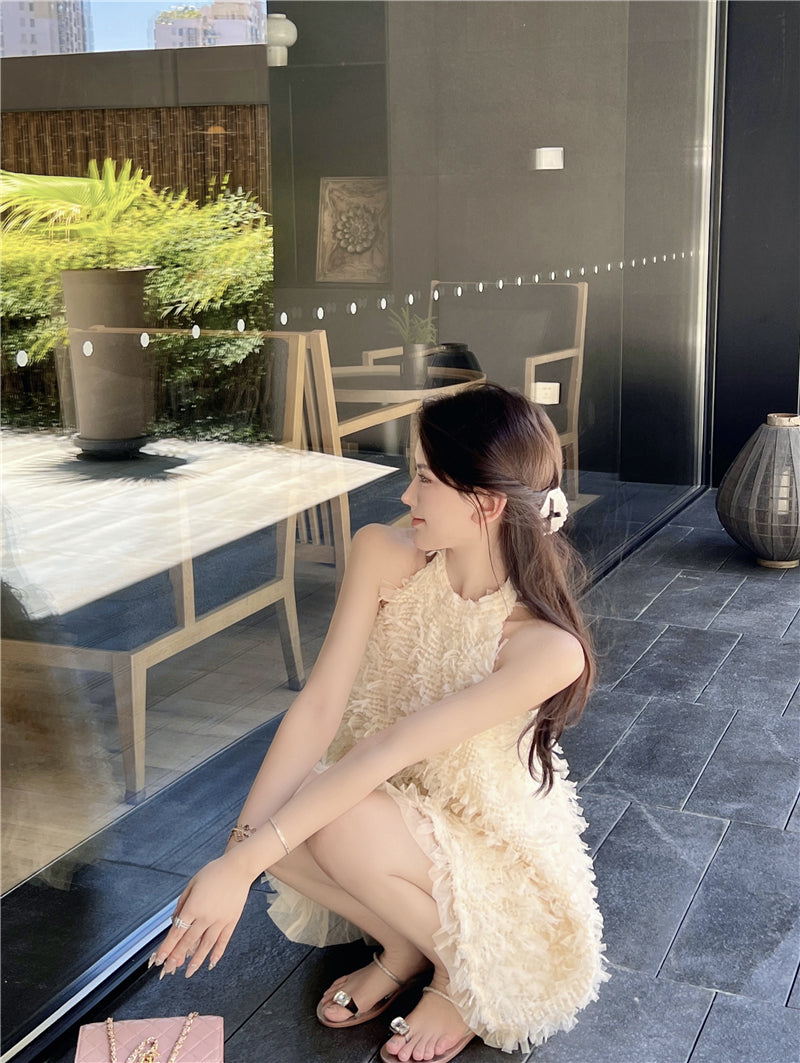 掛脖露背流蘇短洋