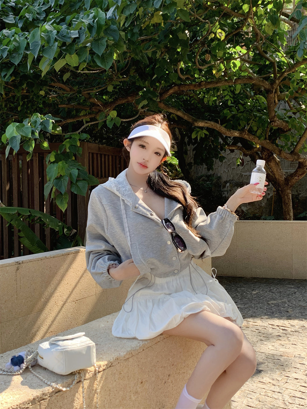 拼接蕾絲花邊連帽抽繩外套+花苞短裙