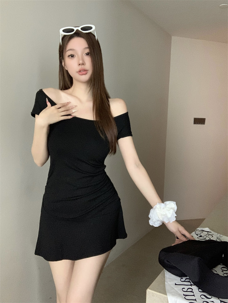 💕現貨秒出🍓經典百搭性感U領短袖連衣短裙