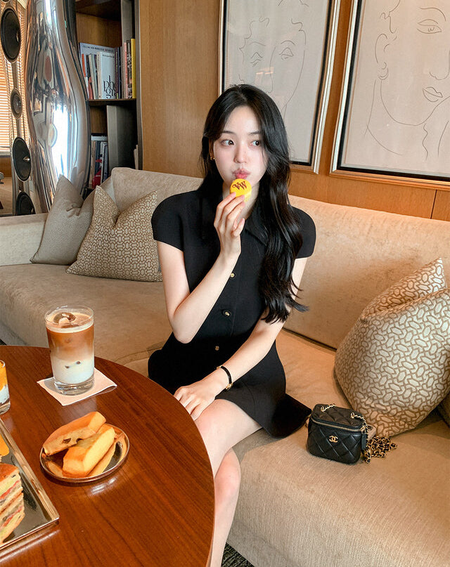 簡約小香風收腰顯瘦小黑裙