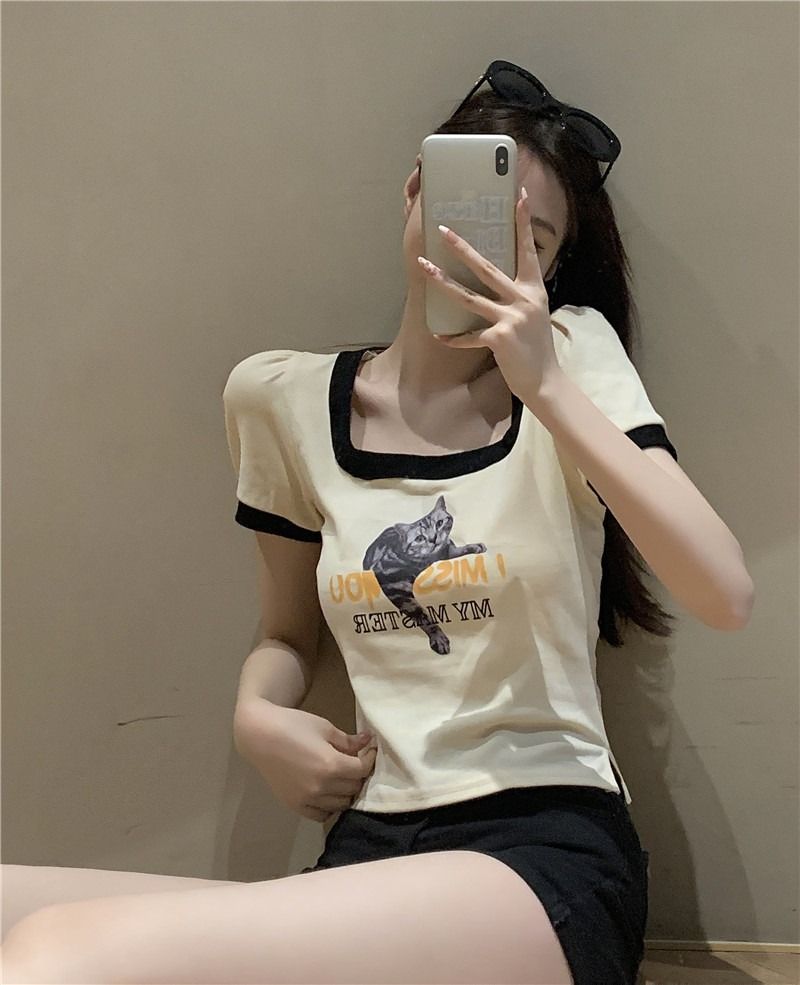 美式胸前印花虎斑貓正肩短版上衣