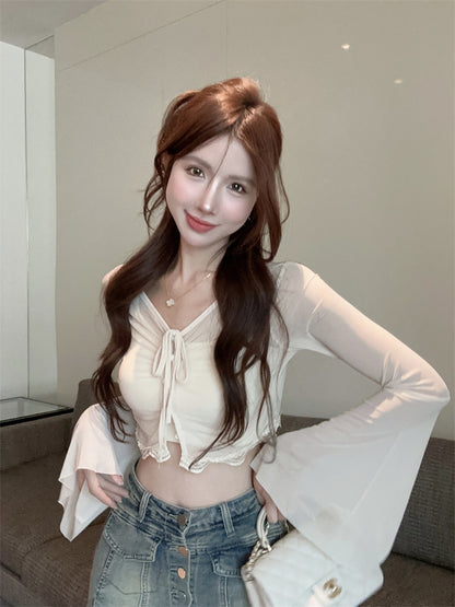 甜美蕾絲拼接喇叭袖背心兩件套💕
