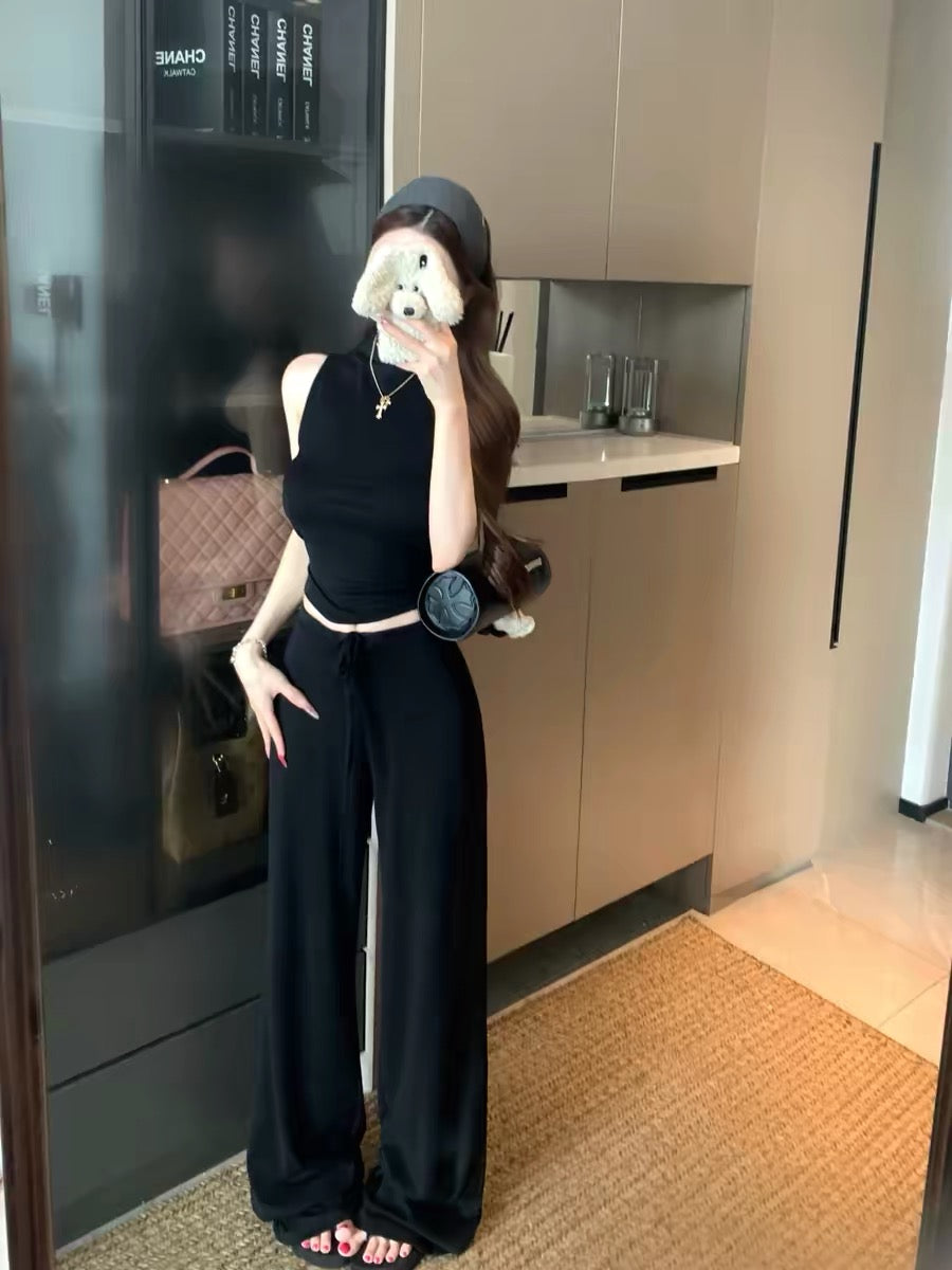 愜意慵懶無袖半高領上衣長褲套裝