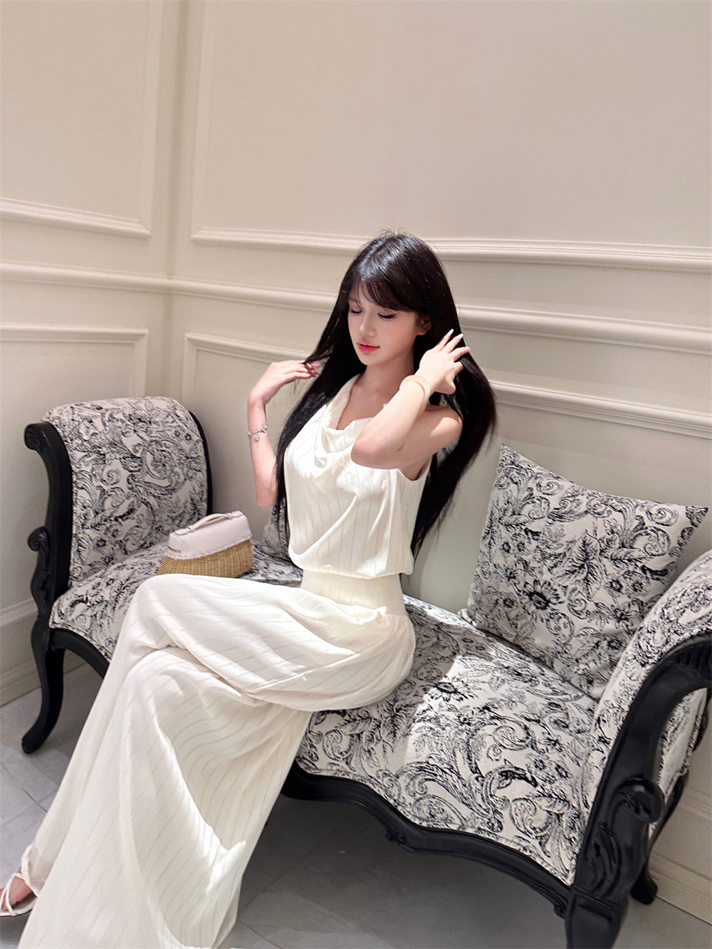 杏色時尚金屬扣吊帶上衣+拖地褲兩件套