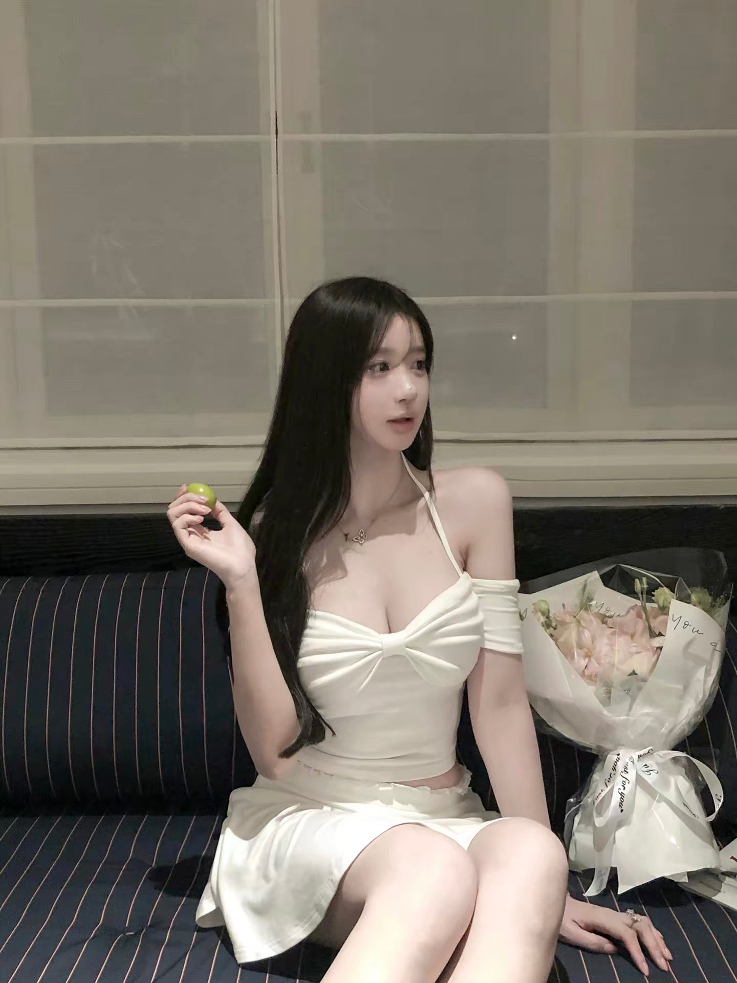 純御氣質一字肩掛脖吊帶+半身裙兩件套