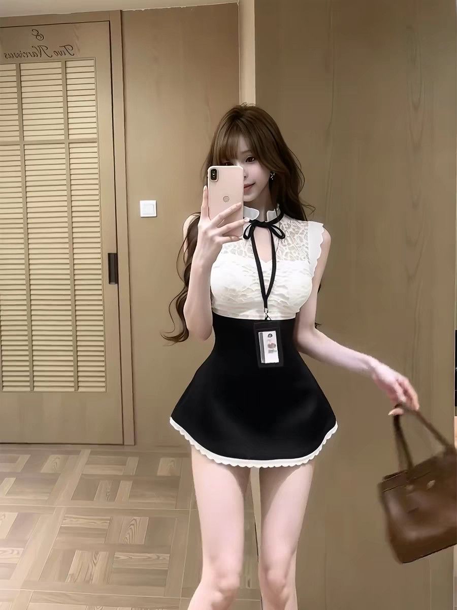 法式純欲蕾絲無袖簍空立領澎澎連身裙