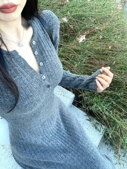 秋冬灰色半高領法式針織打底連身裙