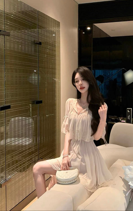 💕現貨秒出🍓夏季性感花邊收腰連衣短裙
