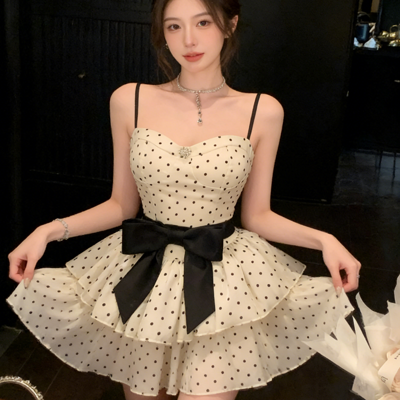 法式點點細肩洋裝