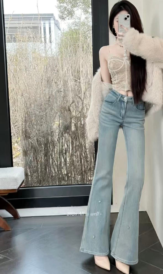 星星燙鑽淺藍喇叭牛仔褲⭐