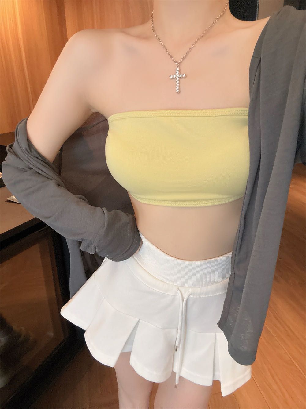 🤍必備防走光露背抹胸背心👙