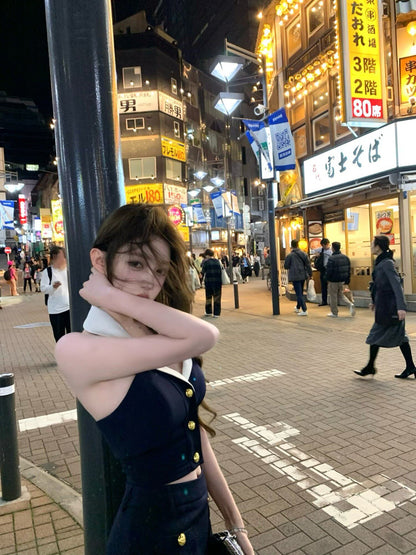 氣質獨特金扣掛脖無袖套裝