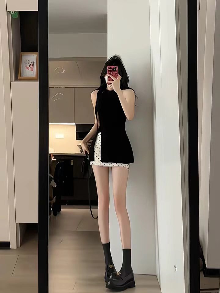 黑色系帶蝴蝶結無袖開衩背心套裝