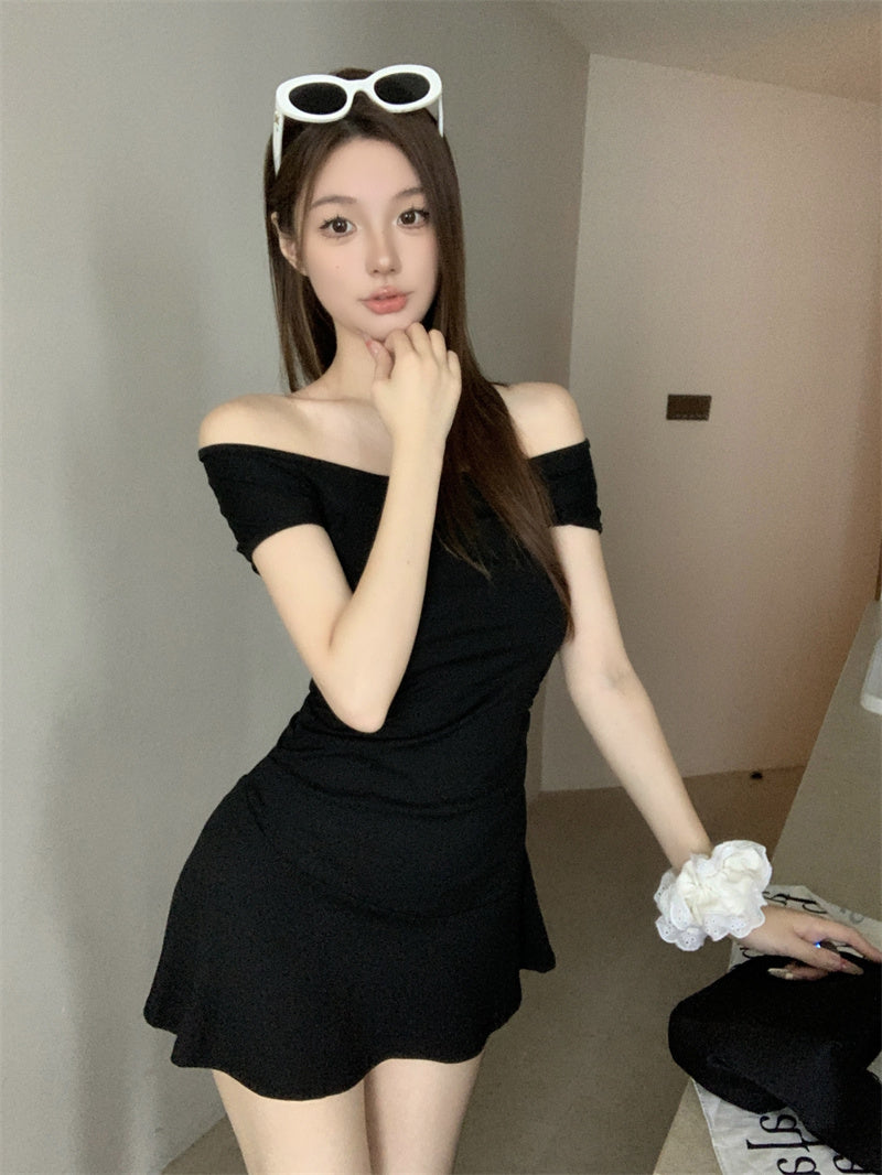 💕現貨秒出🍓經典百搭性感U領短袖連衣短裙