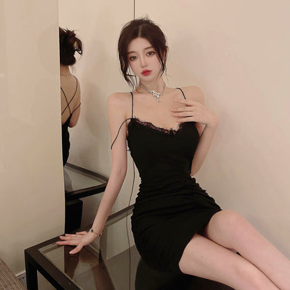 性感辣妹收腰蕾絲包臀短裙