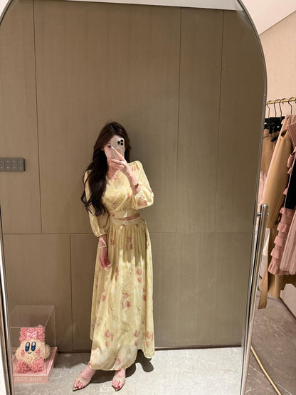 度假氣質碎花衣+顯瘦半身裙兩件套
