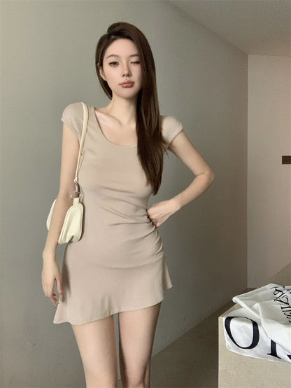 💕現貨秒出🍓經典百搭性感U領短袖連衣短裙