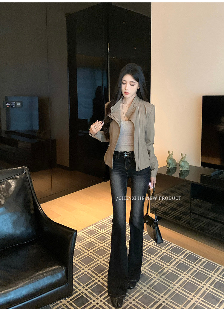 黑色高腰微喇叭牛仔褲
