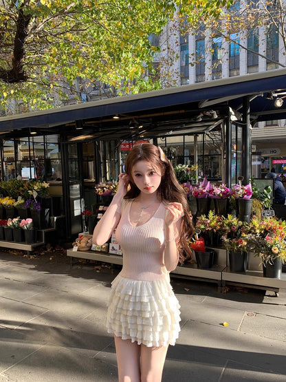 💕現貨秒出🍓V領顯胸針織短袖上衣