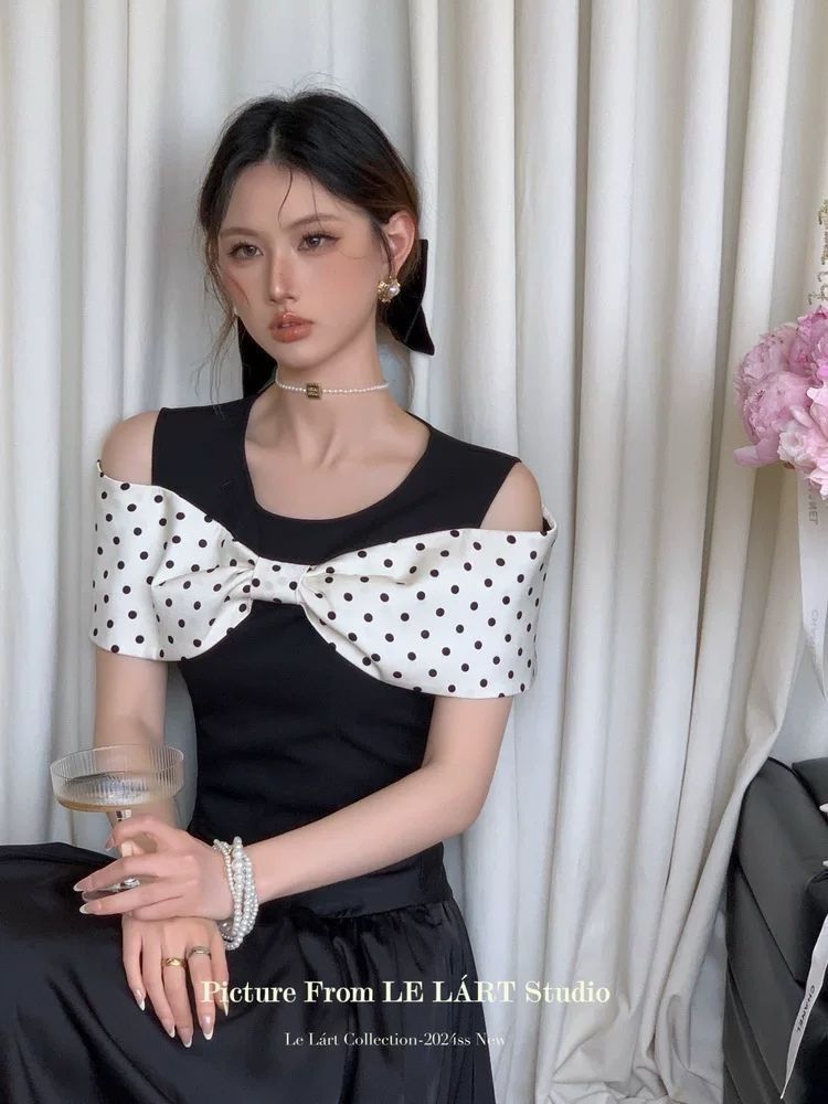 法式優雅氣質點點蝴蝶結露肩修身裙