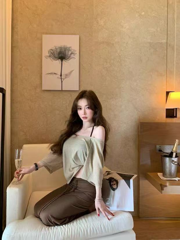 氛圍斜肩罩衫美背背心+魚尾半身裙三套裝