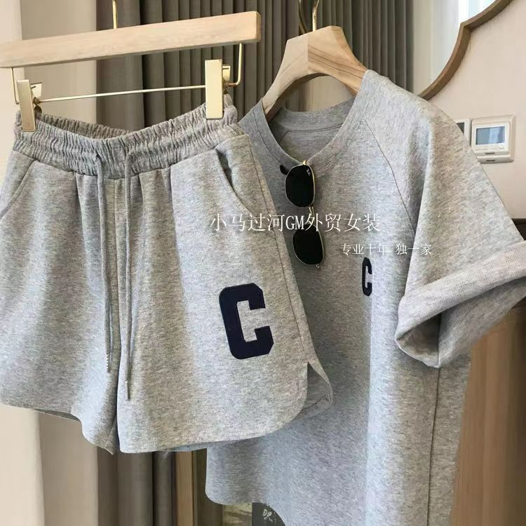 休閒寬鬆C字母運動套裝