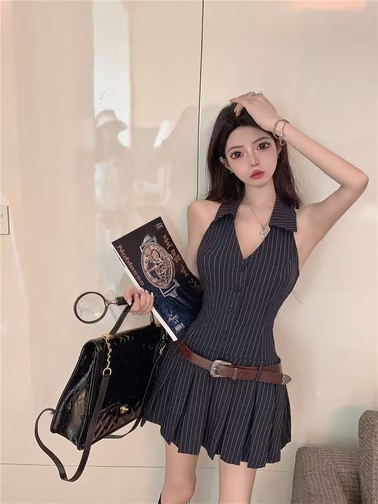 辣妹V領掛脖條紋連衣裙