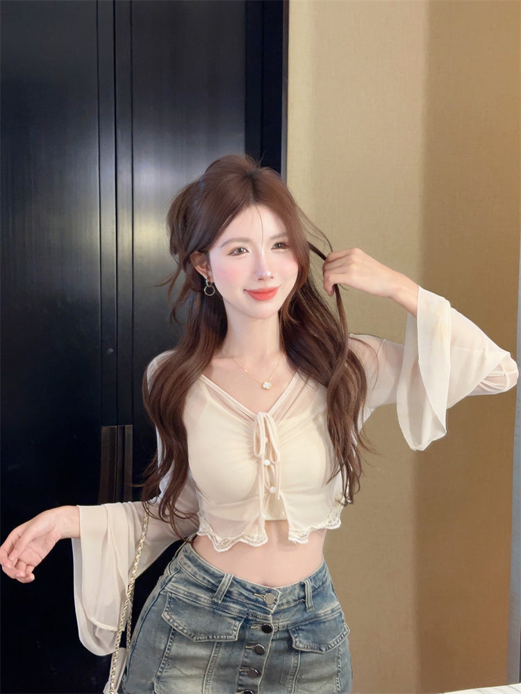 甜美蕾絲拼接喇叭袖背心兩件套💕