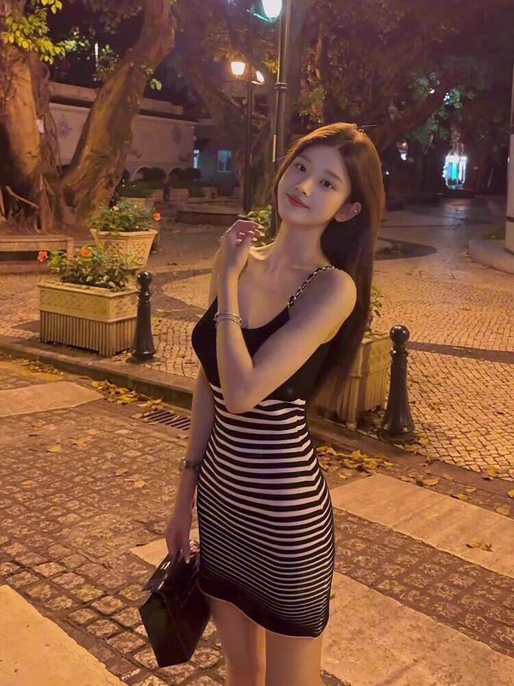 💕現貨秒出🍓韓系小個子條紋鏈條冰絲吊帶