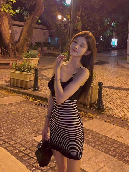 💕現貨秒出🍓韓系小個子條紋鏈條冰絲吊帶
