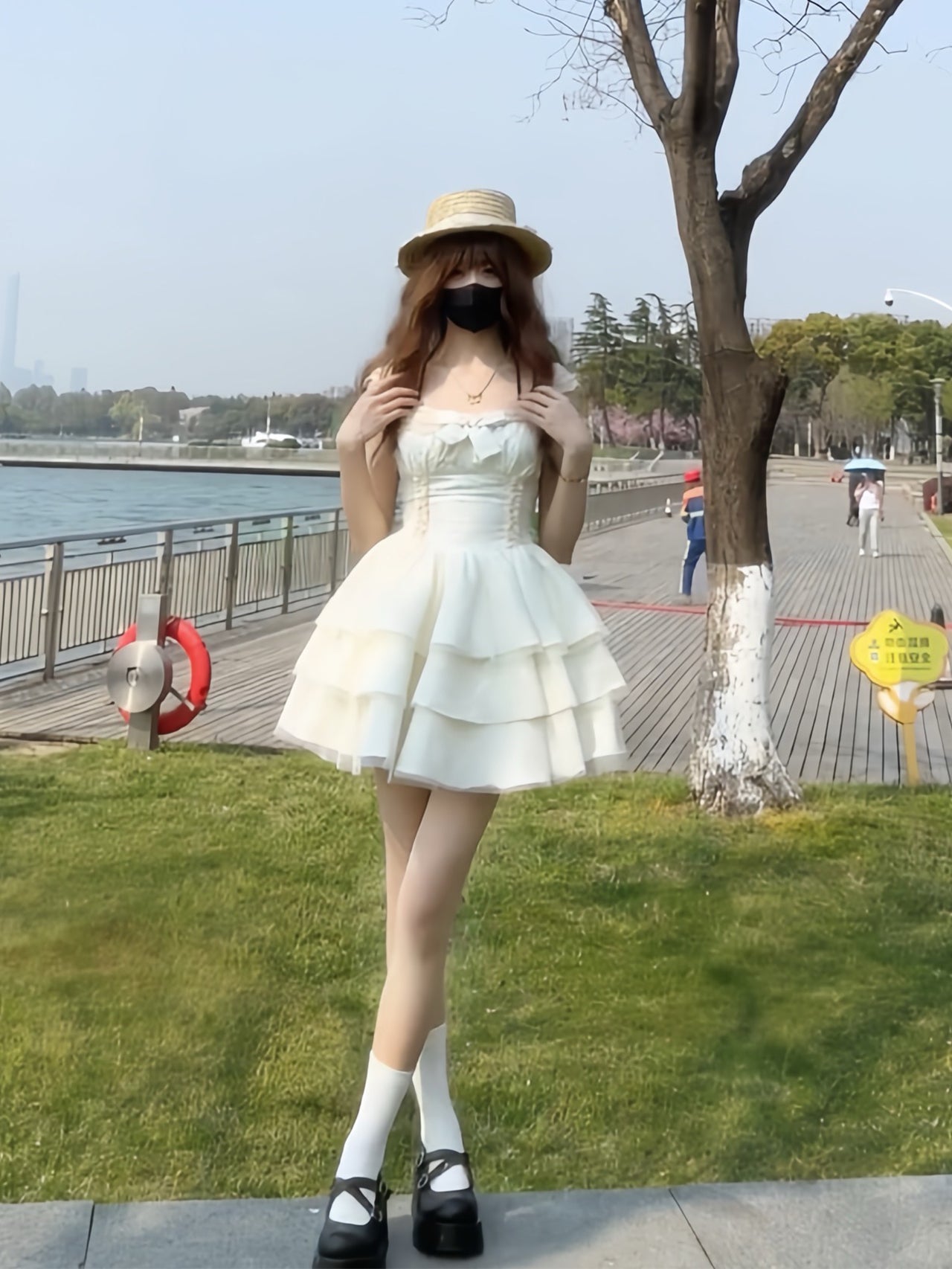 法式蝴蝶結小飛袖公主澎澎短裙