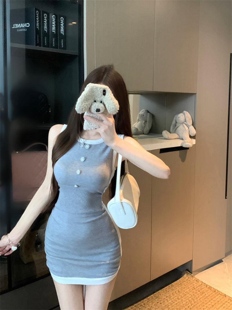 輕熟拼色圓領背心包臀短裙