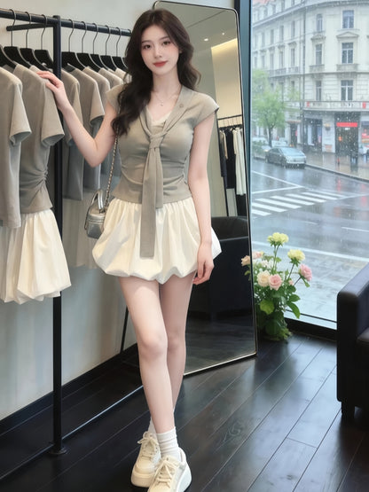OOTD 溫柔花苞半身裙兩件套