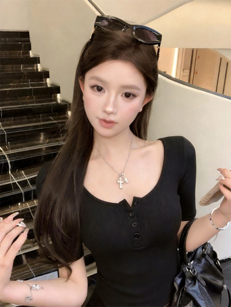 簡約修身顯瘦百搭短袖T袖