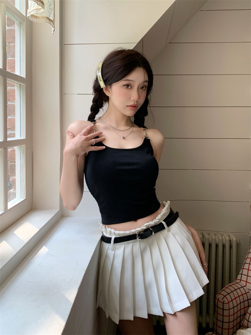 夏季金屬吊帶顯瘦背心單品