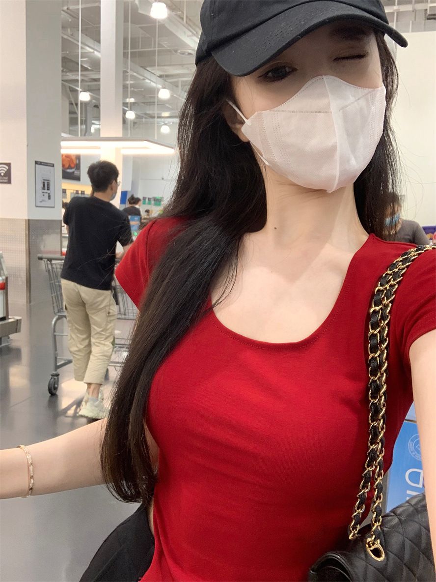 U領不規則短袖上衣