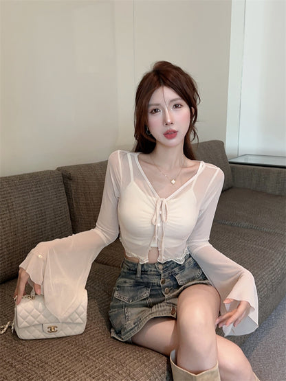 甜美蕾絲拼接喇叭袖背心兩件套💕