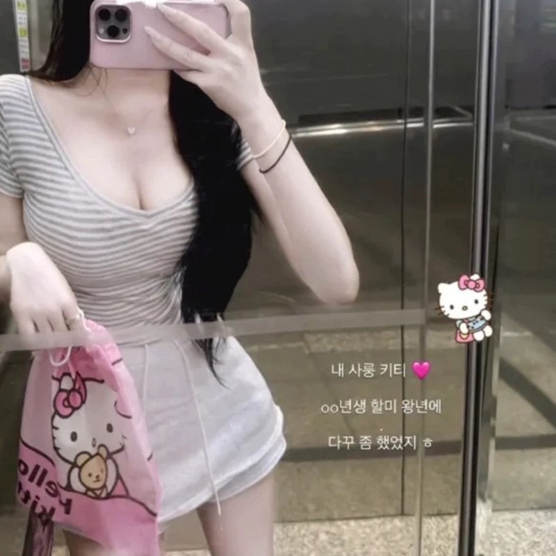 💕現貨秒出🍓氣質百搭露鎖骨修身短款