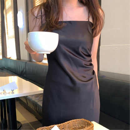 訂婚約會優雅百搭絲光緞面吊帶連衣裙