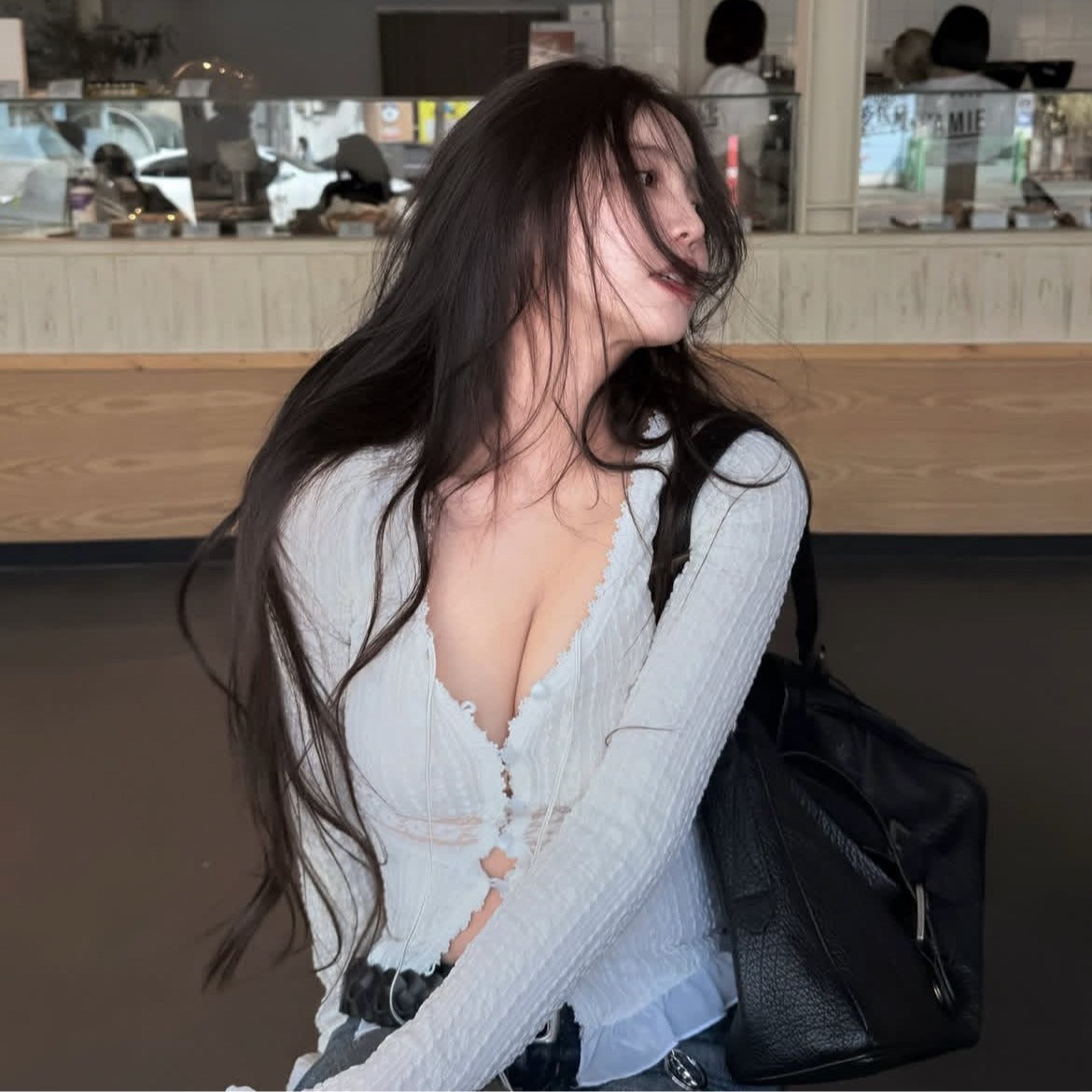 甜美&性感V領蕾絲開衫上衣