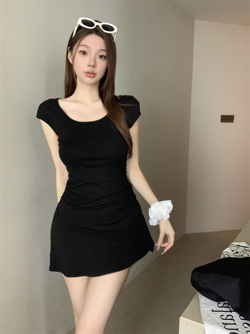 💕現貨秒出🍓經典百搭性感U領短袖連衣短裙