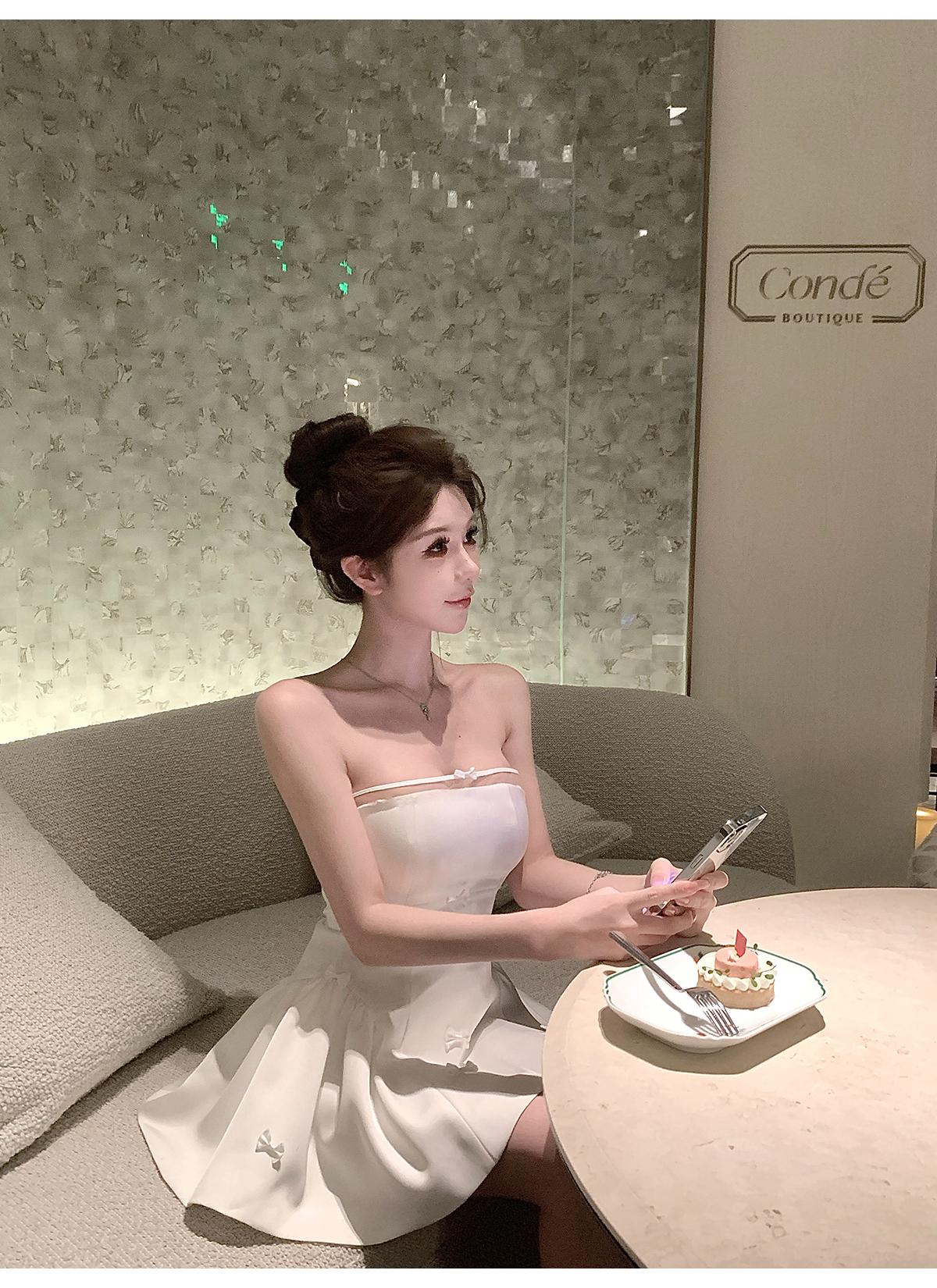 華麗抹胸蝴蝶結洋裝🎀